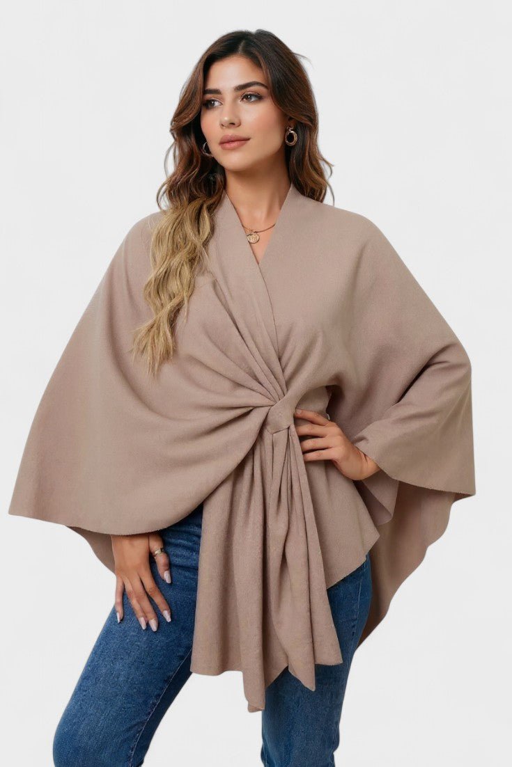 Yvette | Poncho Draperet Elegante
