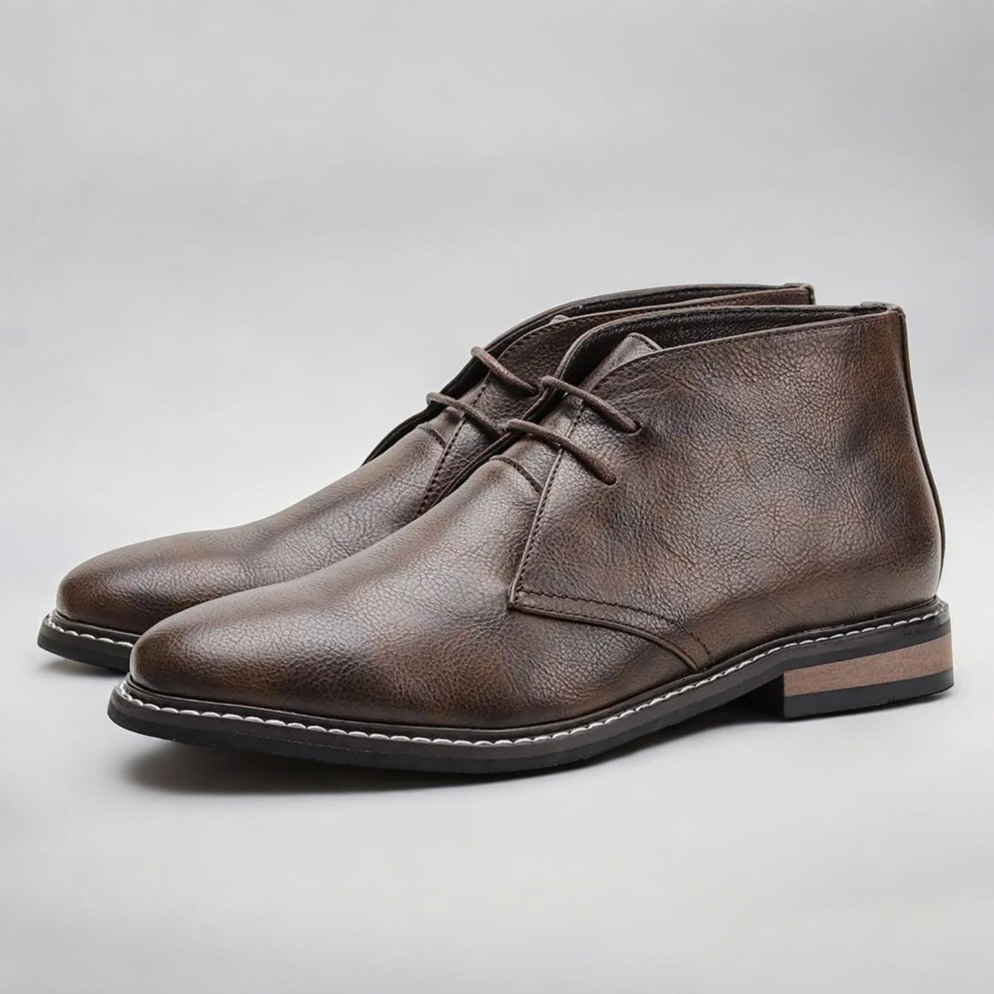 Dallas™ | Botas Chukka Atemporais