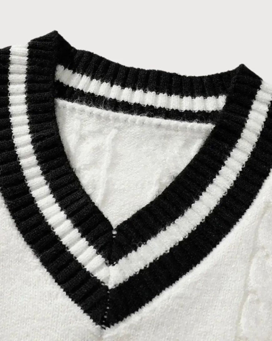 Poul™ | Malha com Decote em V